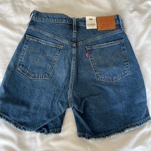 NEW LEVIS SHORTS